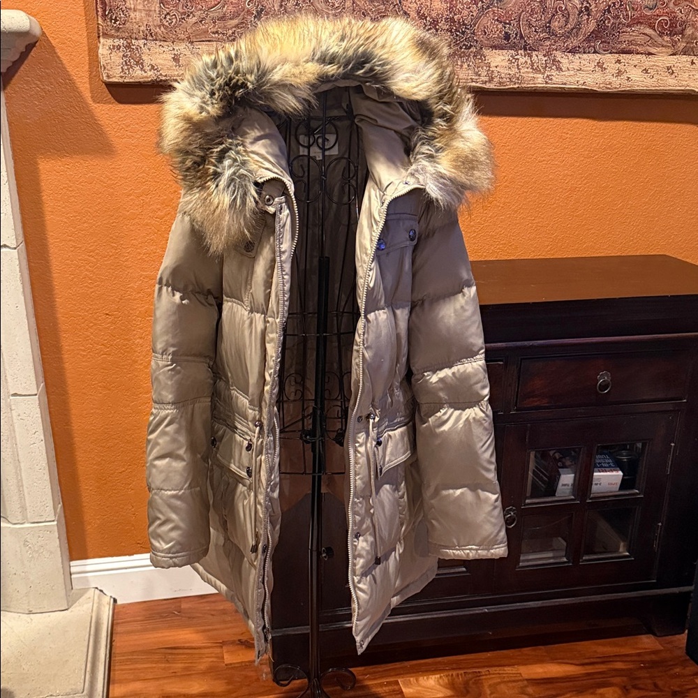 XL Laundry By Shelli Segal Gold Puffer Coat with Faux Fur Hood